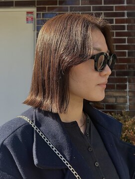 シベルバレー 横浜(sibell) ▽ 切りっぱなしボブロブ顔周りレイヤーモーブブラウン