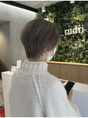 透明感抜群◎ミルクティーグレージュショート
