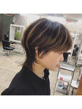 イン(in.) ナチュラルウルフ