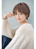 大人かわいいフェザーバングカーキグレージュミディアムウルフ
