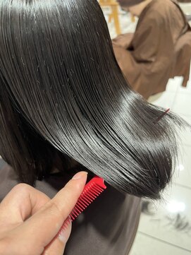 アース 武蔵境店(HAIR & MAKE EARTH) 毎日アイロン卒業!髪質改善縮毛矯正で叶える艶と時短の美髪生活