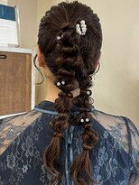 ヘアメイク シンズ ヤシマ(Hair Make SHIN'S YASHIMA) ツインアレンジ/お呼ばれヘア