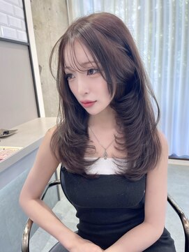 リリー(Lilley) マロンベージュ×小顔レイヤー×韓国風巻き×髪質改善