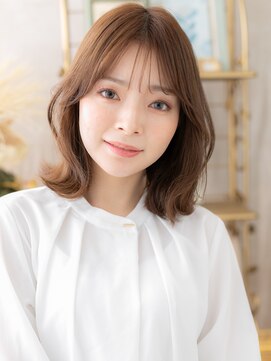 カバーヘア ブリス 大宮西口(COVER HAIR bliss) 大人ガーリーミディアムレイヤー外ハネパーマA1大宮30代40代