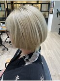 ハイトーングラデーションボブ