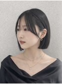 顎ラインぱつっとボブ