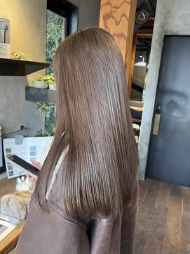 アルボス(arbos) ブリーチ無しダブルカラーで柔らかベージュ◎