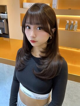 ディーバ 横浜(D.I.E.V.A) 10代20代顔周りレイヤーアッシュブラウン