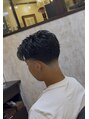 ラグジュアリーバーバーカミング 入間店(Luxury BARBER Kaming) テーパーフェード