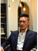 大人のバイアスリーゼント