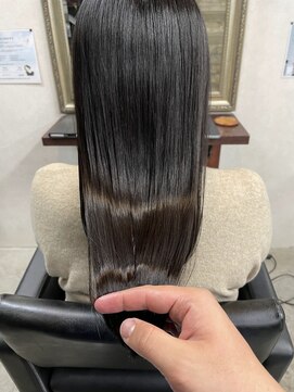 ゴート(GOAT) エステカラー／艶髪ストレート／TOKIO／グレージュ