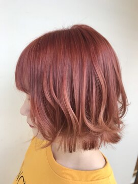 エンリー(ENlee) 【川瀬莉穂】ピンクオレンジ×外はねボブ