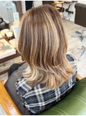 【山田】コントラストバレイヤージュハイライトくびれレイヤー
