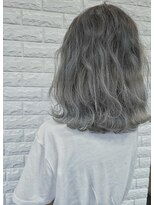 クロノス(KURONOSU)&nbsp;ホワイトブルーシルバー