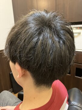 バーバーリング メソッド(BARBERING METHOD) 2ブロックショートスタイル