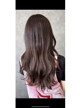 ヘアサロンデザイア(HAIR SALON DESIRE) ［髪質改善/ケアブリーチ/ハイライト/白髪ぼかし/メンズカット］