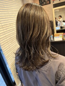 ロイズ ヘアデザイン アンド スパ(LOES) こなれミディ×イメチェンヘアスタイル×白髪ぼかしハイライト