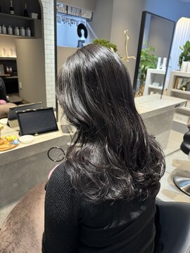 テンペランス(Temperance.) レイヤーカット×ブリーチなしダークラベンダー