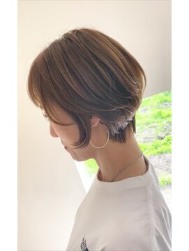 プレフェレプレフェ(prefere prefe) ショートボブ×赤み消しカラー