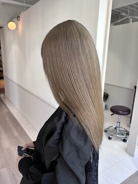 シェーン 仙台駅広瀬通店(schon) ミルクティーベージュ