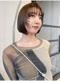 顔周りレイヤー フルバング ミニボブ 20代 10代 艶髪 前髪カット