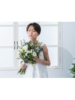 カットにこだわる大人女性にオススメ☆骨格・髪質を見極めたカットで、どこから見ても美しいシルエットに♪