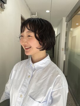 バド(bado) 癖パーマ×ショートボブ