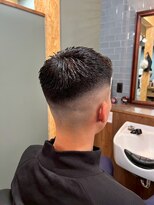 スタンドバーバー 柏(STAND BARBER)&nbsp;スペインカール/スパイキーショート/ブルーブラック/柏