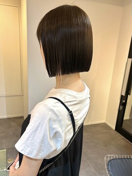 ワット(W) 【Ｗ】小林 切りっぱなしボブ