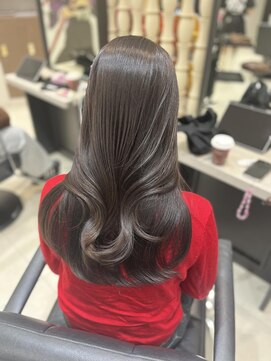 ユーフォリア 銀座本店(Euphoria) Mako ラベンダーグレージュ 透明感カラー ブリーチなし