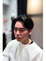 トレバー(Trever)&nbsp;センターパートツーブロ