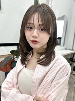 ポーチバイハニー オモテサンドウ(PORCH by HONEY omotesando)&nbsp;ミディアムレイヤーシアーベージュ前髪シースルー2