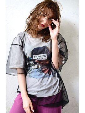 ロイジー(roijir) roijirイルミナインナーカラーxスパイラルxセンシュアルショート