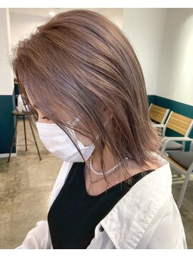 ヘアーブレイス(hair brace) シアベージュ × 肩ボブ 【菅野竜矢】