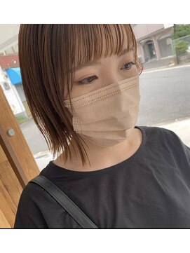 トレス(tresses) アゴ下きりっぱなしボブ