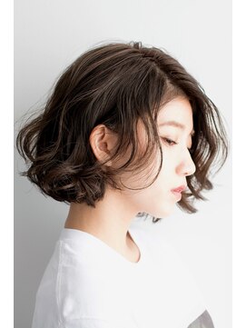 クシュ 所沢西口プロぺ通り(kusyu... ) ペールベージュセクションカラーグラデーションカラー外ハネボブ