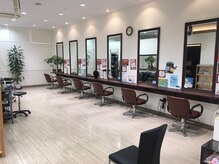 アール 草加店の雰囲気（広々とした店内でごゆっくりお過ごしください[ショート/草加]）