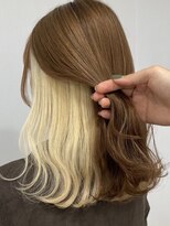 ルートエイチ 市川(Root H) ダブルカラーミルクティーベージュインナーカラーショートボブ