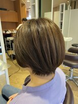 レッド(ReD)&nbsp;白髪ぼかし　ハイライト　脱白髪染め