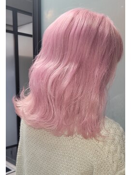 アインス 高田馬場(eins) ペールピンクカラー