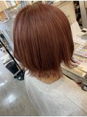 ピンクベージュ