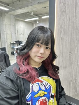 ラフィット 香椎(lafit) インナーピンクダブルカラーインナーカラーケアブリーチ巻き髪