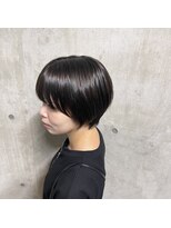 タム(tam)&nbsp;ショートボブ　ダークアッシュ