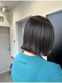 グレージュ×ミニボブ