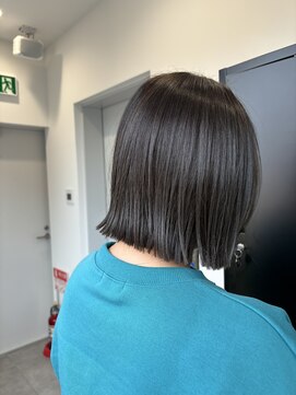 ゴウトゥデイシェアサロン 町田店(GO TODAY SHAiRE SALON) グレージュ×ミニボブ