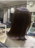 オリーブグレージュ