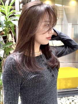 シティ(CITY) レイヤーカット かきあげ前髪 フェイスレイヤー 色気ヘア