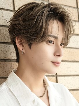 オーシャントーキョー 渋谷神南(OCEAN TOKYO) ツーブロック人気フェザーショートニュアンスパーマ