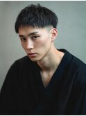 クロップヘア 刈り上げ 20代 眉毛カット バーバーヘア 30代 束感