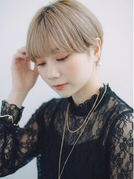 アッシュ 志木南口店(Ash) 透明感ミルクティーベージュの大人美人ショート